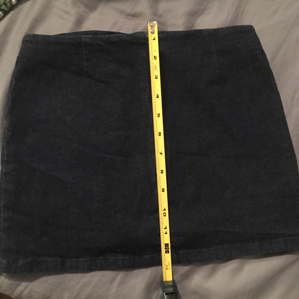 Y2K
90s London’s Jean Stretch Denim Mini vintage